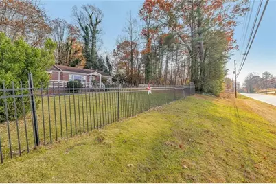2626 White Sulphur Road, Gainesville, GA 30501 - Photo 6