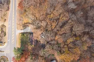 2626 White Sulphur Rd, Gainesville, GA 30501 - Photo 8