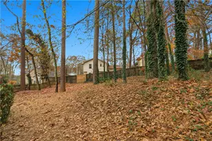 4220 E Meadow Dr, Duluth, GA 30096 - Photo 40