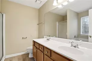 4220 E Meadow Dr, Duluth, GA 30096 - Photo 32