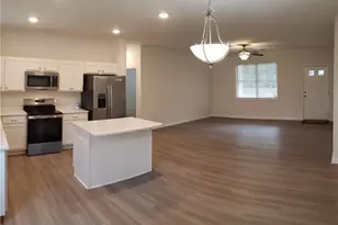 1151 Pontiac Cir, Austell, GA 30168 - Photo 6