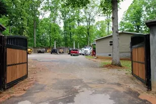 208 Holliday Way, Carrollton, GA 30116 - Photo 2