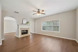 1137 Nathan Mauldin Dr, Lawrenceville, GA 30043 - Photo 4