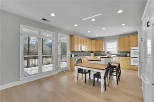 2412 Retreat Close, Marietta, GA 30066 - Photo 22