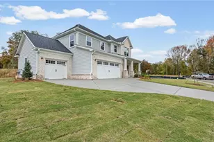 5230 Hyde Grove Dr, Cumming, GA 30040 - Photo 4