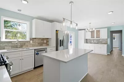 191 Pine Street NE, Fairburn, GA 30213 - Photo 12