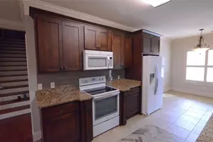 3476 Edgewood Cir, Gainesville, GA 30506 - Photo 8