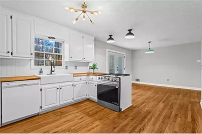 1925 Commonwealth Court, Cumming, GA 30041 - Photo 12