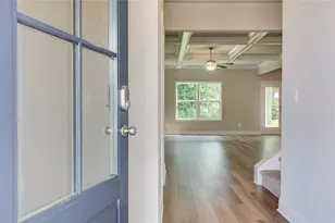 3527 Iron Hearth Bnd, Snellville, GA 30039 - Photo 2