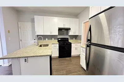 430 Meadowfield Trail, Lawrenceville, GA 30043 - Photo 10