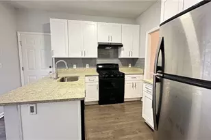 430 Meadowfield Trail, Lawrenceville, GA 30043 - Photo 10