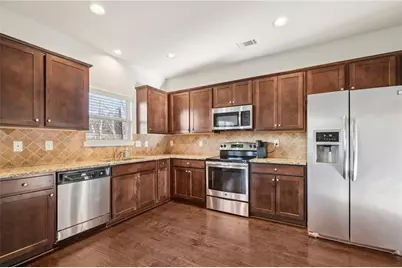 765 Donington Circle, Lawrenceville, GA 30045 - Photo 8