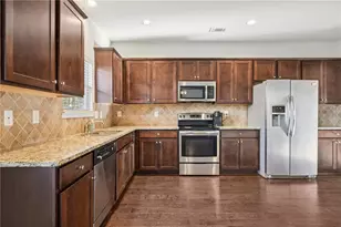 765 Donington Circle, Lawrenceville, GA 30045 - Photo 10