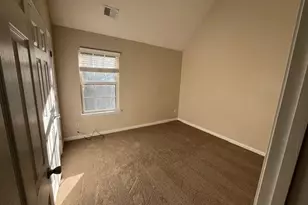 303 Millstone Dr, Hampton, GA 30228 - Photo 12