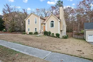 5705 Glandor Dr SE, Mableton, GA 30126 - Photo 2