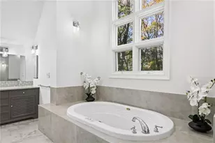 1092 Norwich Cir NE, Atlanta, GA 30324 - Photo 36