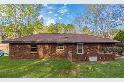 122 Longstreet Circle, Oxford, GA 30054 - Photo 2