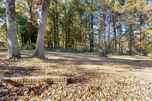 1999 Lindsey Ln, Decatur, GA 30035 - Photo 32