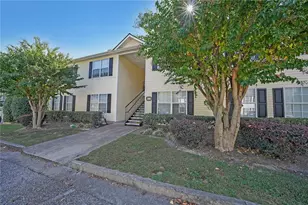 703 Stonehaven Cir, Cartersville, GA 30121 - Photo 2