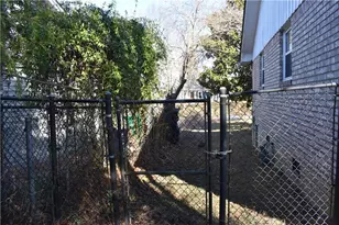 2479 Kingsland Dr, Dunwoody, GA 30360 - Photo 46