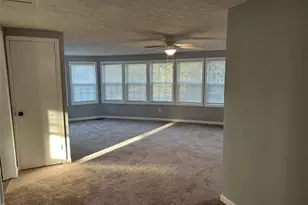 1007 Peek St, Conyers, GA 30012 - Photo 10