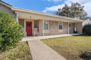 128 Highland Dr, West Point, GA 31833 - Photo 2