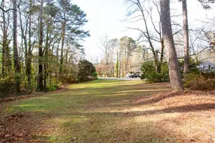 1937 Crescent Dr, Snellville, GA 30078 - Photo 16