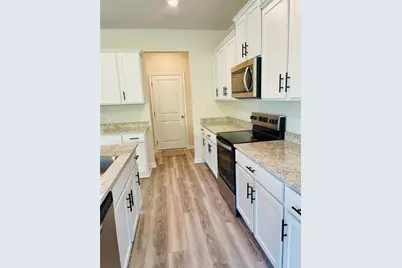 4218 Oakwood Terrace Court, Oakwood, GA 30566 - Photo 10