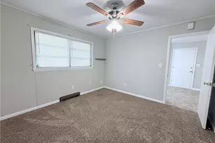 318 W Bonnell St, Oxford, GA 30054 - Photo 16