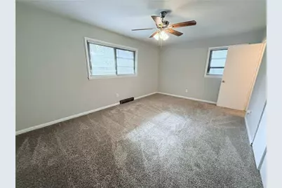 318 W Bonnell Street, Oxford, GA 30054 - Photo 18