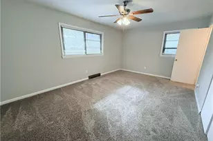 318 W Bonnell St, Oxford, GA 30054 - Photo 18