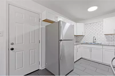 433 W Lake Avenue NW, Atlanta, GA 30318 - Photo 12