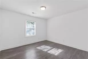 433 W Lake Ave NW, Atlanta, GA 30318 - Photo 14