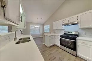 2071 Boone Pl, Snellville, GA 30078 - Photo 6