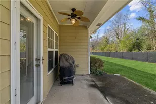 2530 Rosehill Cir, Lithia Springs, GA 30122 - Photo 32