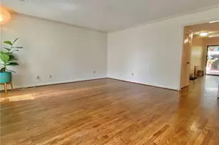 1148 Riverbend Club Dr SE, Atlanta, GA 30339 - Photo 4