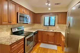 1148 Riverbend Club Dr SE, Atlanta, GA 30339 - Photo 8