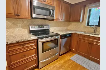 1148 Riverbend Club Drive SE, Atlanta, GA 30339 - Photo 10