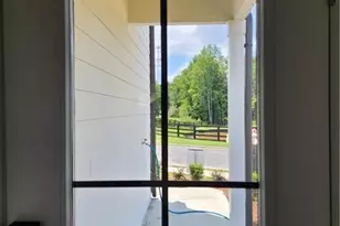 2052 Underwood Dr, Lawrenceville, GA 30043 - Photo 12