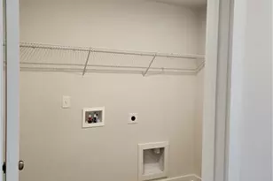 2052 Underwood Dr, Lawrenceville, GA 30043 - Photo 14