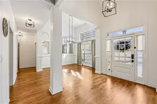 5739 Boulder Ridge Ct, Flowery Branch, GA 30542 - Photo 2