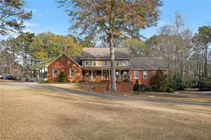 8566 Shoreline Dr, Jonesboro, GA 30236 - Photo 4