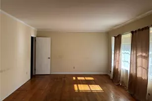 3265 Spreading Oak Dr SW, Atlanta, GA 30311 - Photo 4