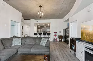 250 Pharr Rd NE, Atlanta, GA 30305 - Photo 8