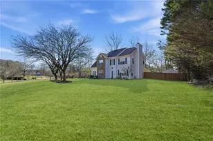 7140 Hunters Trace Dr, Cumming, GA 30028 - Photo 4