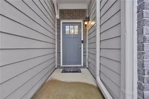 1557 Butternut Cove, Stone Mountain, GA 30083 - Photo 2