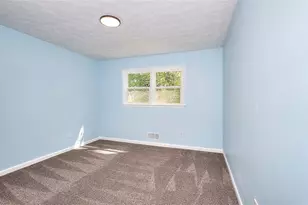 2538 3 Bars Dr, Grayson, GA 30017 - Photo 16