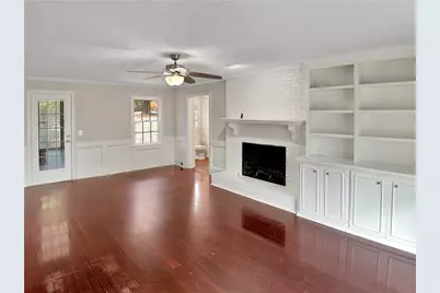 2331 Laura Court, Snellville, GA 30039 - Photo 4