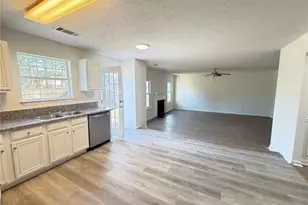 4466 Estate St, Atlanta, GA 30349 - Photo 12