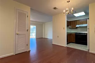 1800 Clairmont Lake, Decatur, GA 30033 - Photo 4